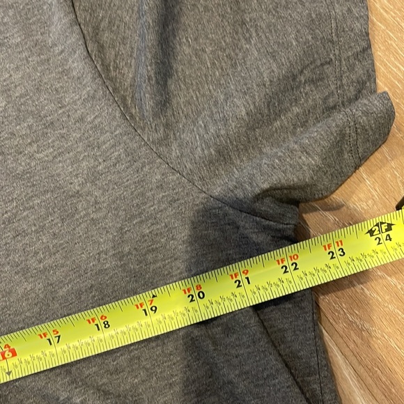 Nike Dri-Fit Tee XL - Picture 4 of 8